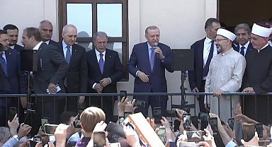 Cumhurbaşkanı Erdoğan, restore edilen Gümrükçü İshak Ağa Camii’nin açılış törenine katıldı