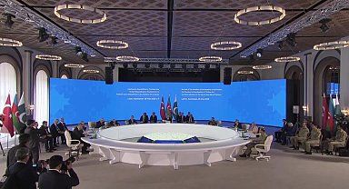 Cumhurbaşkanı Erdoğan, Türkiye-Azerbaycan-Pakistan Üçlü Zirvesi'nde konuştu: