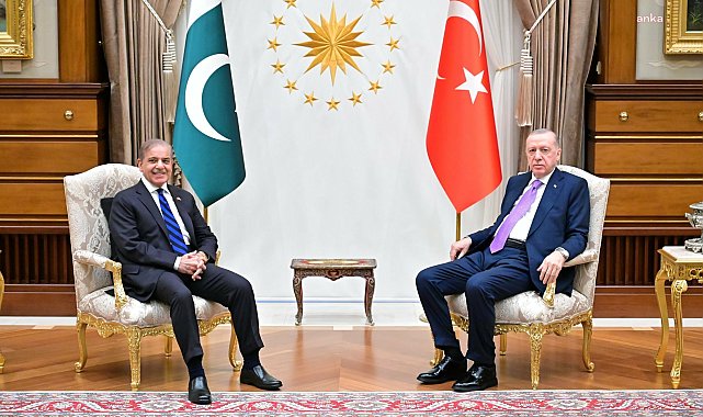 Cumhurbaşkanı Erdoğan: Türkiye olarak Pakistan'ın barış, huzur ve istikrarına büyük önem atfediyoruz