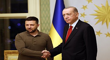 Cumhurbaşkanı Erdoğan, Ukrayna Devlet Başkanı Zelenski ile telefonda görüştü