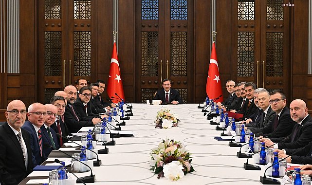 Cumhurbaşkanlığı Külliyesi'nde metal sektörüne ilişkin istişare toplantısı gerçekleştirildi