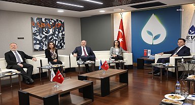 DEM Parti: 