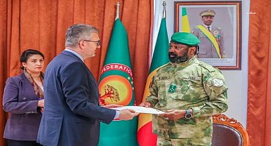 Dışişleri Bakan Yardımcısı Duran, Mali Geçiş Dönemi Devlet Başkanı Goita ile Mali Dışişleri Bakanı Diop tarafından kabul edildi