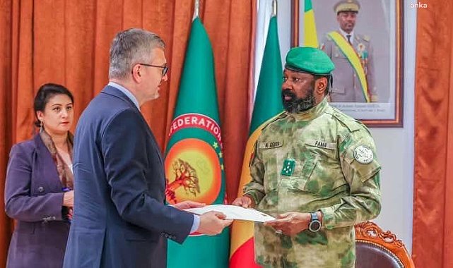 Dışişleri Bakan Yardımcısı Duran, Mali Geçiş Dönemi Devlet Başkanı Goita ile Mali Dışişleri Bakanı Diop tarafından kabul edildi