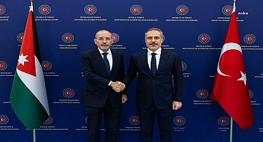 Dışişleri Bakanı Fidan, Ürdün Dışişleri Bakanı Safadi ile görüştü 