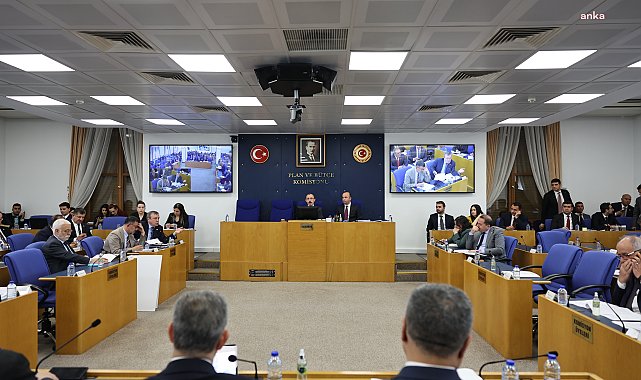 Diyanet İşleri Başkanlığı’na yeni yetkiler tanıyan düzenlemelerin de yer aldığı torba kanun teklifi TBMM Plan ve Bütçe Komisyonu'nda kabul edildi