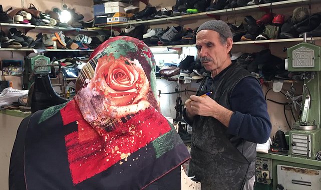 Engeline rağmen 67 yıldır ayakkabı ustalığı yapan Akman: Gençler artık bu mesleklere ilgi duymuyor. Pek çok çırak yetiştirdim ama hiçbiri devam ettirmedi