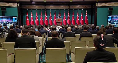 Erdoğan'dan PKK'nın fesih kararına ilişkin açıklama: Kuzey Irak'la birlikte Suriye ve Avrupa başta olmak üzere örgütün tüm uzantılarını da kapsayan bir karar olarak değerlendiriyoruz