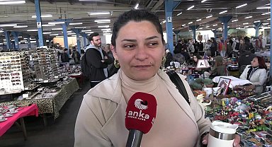 Feriköy Antika Pazarı geçmişle bugünü buluşturuyor... Eski saatlerden İngiliz fincanlarına, retro kameralardan samuray kılıcına