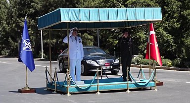 Genelkurmay Başkanı Orgeneral Gürak, Müttefik Dönüşüm Yüksek Komutanı Oramiral Pierre Vandier'i askeri törenle karşıladı