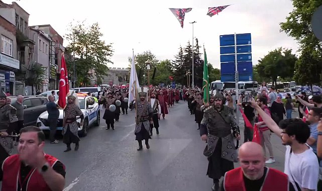 İBB Başkan Vekili Nuri Aslan: Fatih Sultan Mehmet Han, İstanbul'u fethetmiş, Ekrem İmamoğlu da tüm İstanbulluların kalplerini, gönüllerini fethetmiş
