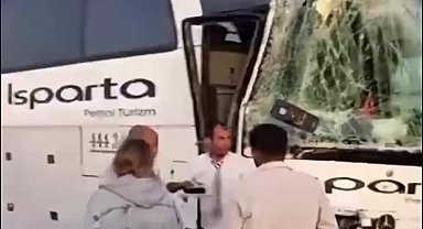 Isparta’da iki otobüs çarpıştı, 27 kişi yaralandı