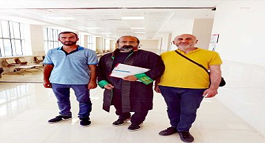 İsrail protestosunda Cumhurbaşkanı Erdoğan'ın fotoğrafına gazlı içecek döktüğü iddia edilen sanıklar beraat etti