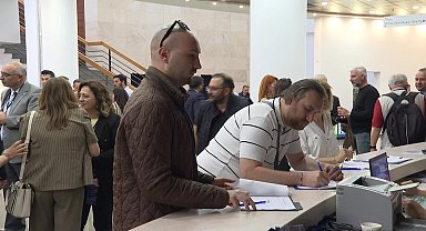 İzmir Büyükşehir Belediye Başkanı Cemil Tugay'dan sağlıklı ve güvenli kentleşme için çağrı 