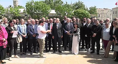 İzmir'de Zafer Partililerden