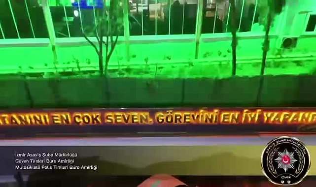 İzmir Konak'ta uyuşturucu ticareti yaptığı iddiasıyla 2 şüpheli gözaltına alındı