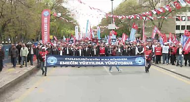 Kamu-Sen'in 1 Mayıs Mitingi... Konfederasyon Genel Başkanı Kahveci: 
