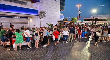 Karşıyaka’da “El Emeği Gece Pazarı” başlıyor
