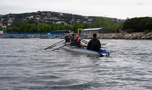 Kartal Belediyesi Su Sporları Merkezi’nde her ay 244 vatandaş eğitim alıyor