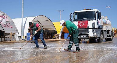 Keçiören’de kurban pazarı günlük temizleniyor