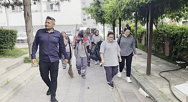 Kırıkkale Belediyesi'nden kadın çalışanlarına Anneler Günü’ne özel sürpriz: Ekranda çocuklarını gören anneler gözyaşlarını tutamadı