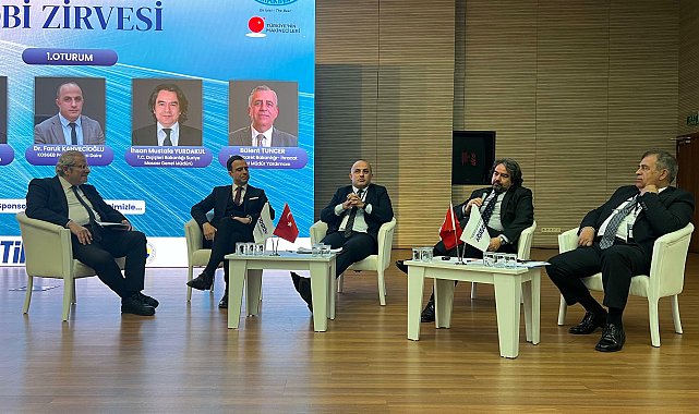 KOBİ Zirvesi'nde, KOBİ'lerin geleceğini şekillendirecek dönüşüm süreçleri ele alındı