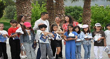 Kuşadası Belediye Başkanı Günel ve ilkokul öğrencilerinden Evcil Hayvan ve Rehabilitasyon Merkezi'ne ziyaret
