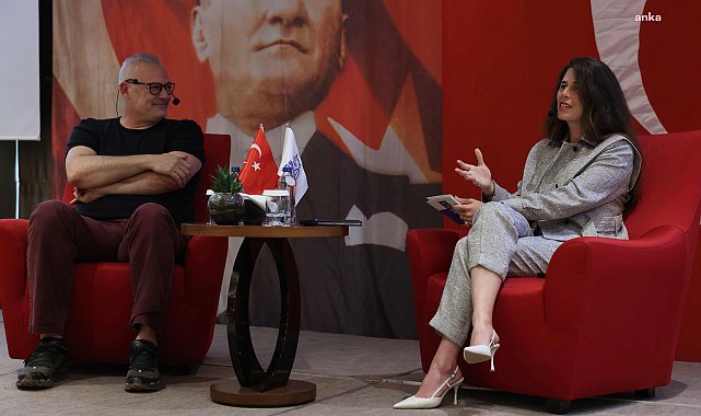 Levent Üzümcü, Çeşme’de ‘sanat ve yaşam’ üzerine konuştu