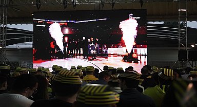 Lüleburgaz'da Fenerbahçe’nin Avrupa zaferi dev ekranda izlendi