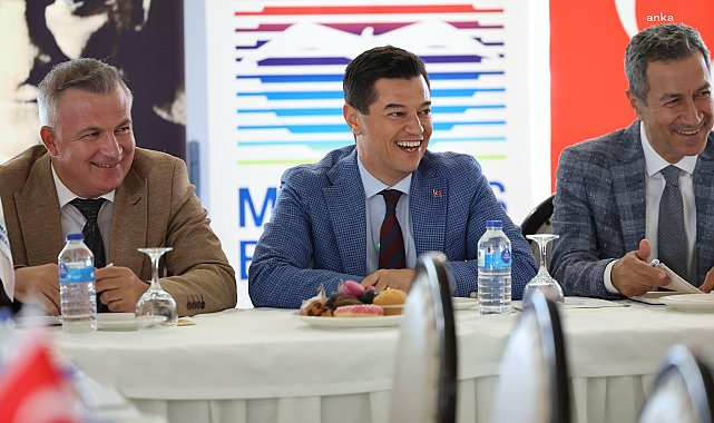 Marmaris Belediye Başkanı Ünlü'den muhtarlara ziyaret
