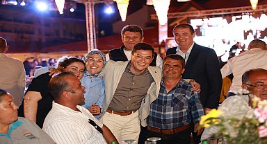 Marmaris Belediyesi personeli, düzenlenen yemekte bir araya geldi