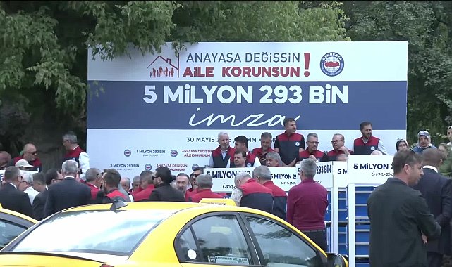 Memur-Sen’den başörtüsü özgürlüğü teminatı için Anayasa değişikliği çağrısı: 5 milyonu aşkın imza Meclis’e teslim edildi