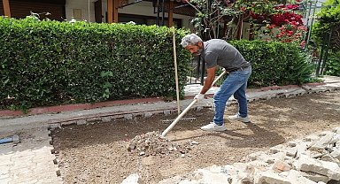 Menderes’te yol tamir seferberliği