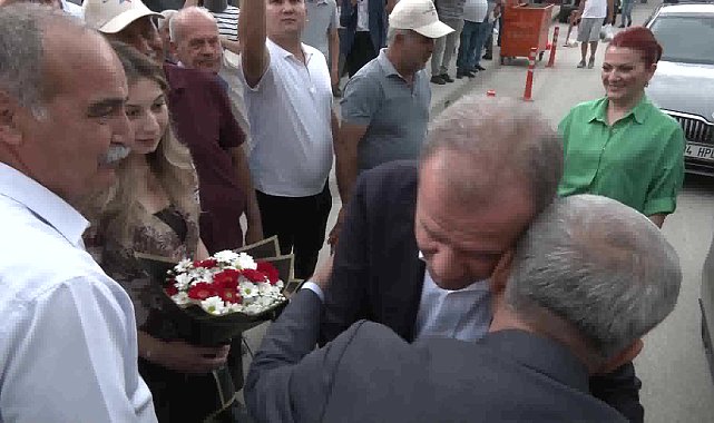 Mersin Büyükşehir Belediye Başkanı Seçer: “Şahıs belediyeciliğini değil ‘Cumhuriyet Halk Partisi belediyeciliği’ anlayışını yerleştirmemiz lazım”