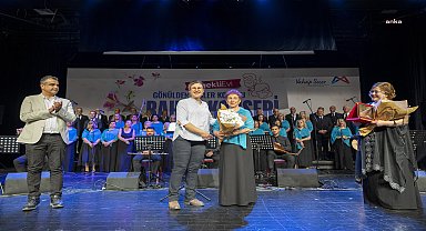 Mersin Büyükşehir Belediyesi Emekli Evi üyelerinden