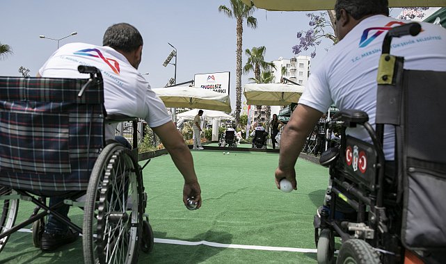 Mersinli özel bireyler Geleneksel 3. Bocce Turnuvası'nda kıyasıya yarıştı