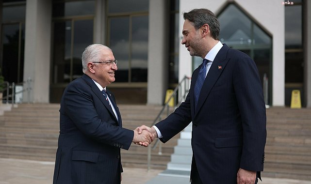 Milli Savunma Bakanı Güler, Enerji ve Tabii Kaynaklar Bakanı Bayraktar ile görüştü