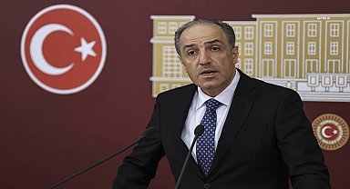Mustafa Yeneroğlu: Kur'an'ı resmi bir ideolojiye göre 'sakıncalı' ve 'makbul' diye tasnif etmeye kimsenin hakkı yok