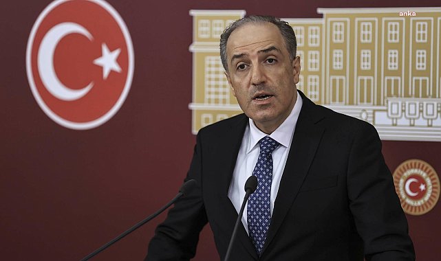 Mustafa Yeneroğlu: Kur'an'ı resmi bir ideolojiye göre 'sakıncalı' ve 'makbul' diye tasnif etmeye kimsenin hakkı yok