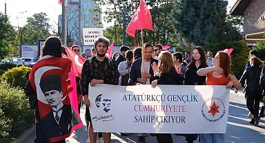 Öğrenciler Eskişehir’den haykırdı: Biz hukuksuzluğa karşı adaletin sesiyiz