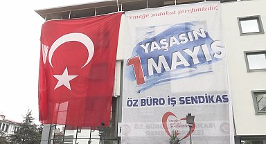 Öz Büro İş Sendikasından TÜHİS'in önünde