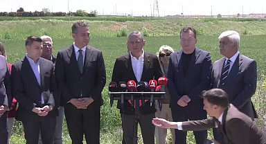 Özgür Özel: 