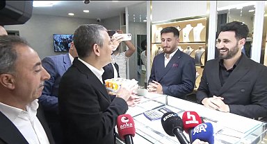 Özgür Özel, Van'da kuyumcu esnafını ziyaret etti: