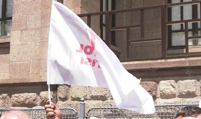 PKK’nın fesih kararı... Remzi Çayır: “İki dili, iki toplumu zemin kabul ederseniz, 10-20 yıl sonra teröristin silahla yapamadığını Meclis’te kendi elinizle yaparsınız”
