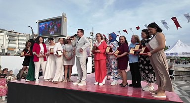 Silivri Belediyesi Kültür Merkezi ve Mahalle Evleri'nde dönem sonu sergisi