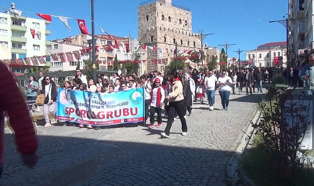 Sinop’ta 19 Mayıs Atatürk’ü Anma, Gençlik ve Spor Bayramı kutlandı