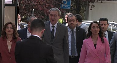 Siyasi partiler turuna çıkan DEM Parti heyetinden, Yeniden Refah Partisi'ne ziyaret