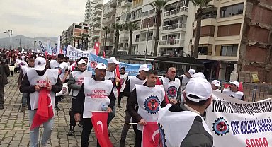 Soma'da kömürün kara gölgesi: İşçiler 1 Mayıs'ta gelecek kaygısıyla meydanlarda