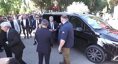 Soma maden faciasının 11'inci yılı... CHP Lideri Özel, Maden Şehitliğini ziyaret etti