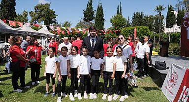 Tarsus, 19 Mayıs coşkusunu renkli etkinliklerle yaşadı 